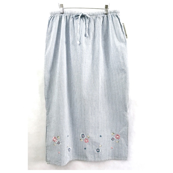 Capacity Blue White Seersucker Embroidered Longer Straight Cut Skirt - Picture 1 of 8